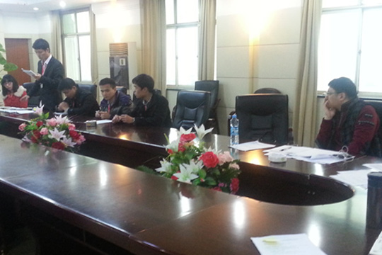 雛鷹長成，展翅高飛——2013屆頂崗大學(xué)生分崗考評會在樟樹舉行