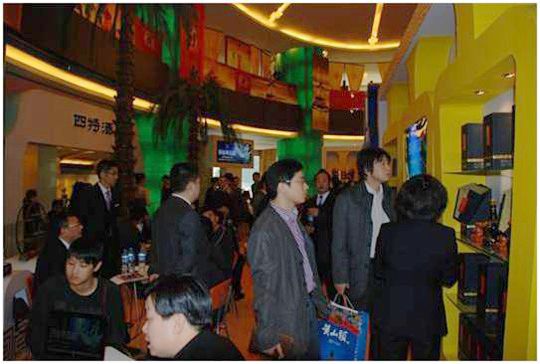 2010年春季全國糖酒會(huì)蓉城落幕，四特酒一枝獨(dú)秀競(jìng)艷群芳